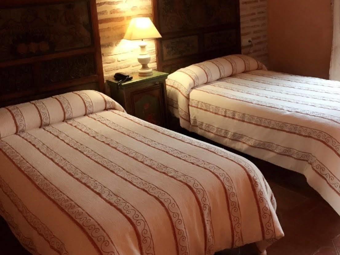 Finca Monasterio Сан-Мартин-дель-Тесорильо Экстерьер фото